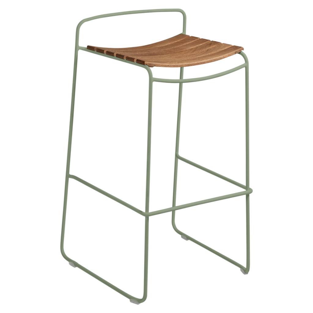 Un tabouret vert avec une assise en bois.