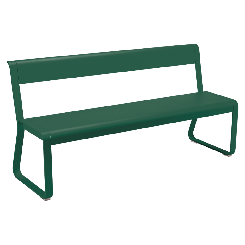 Un banc vert sur fond blanc.
