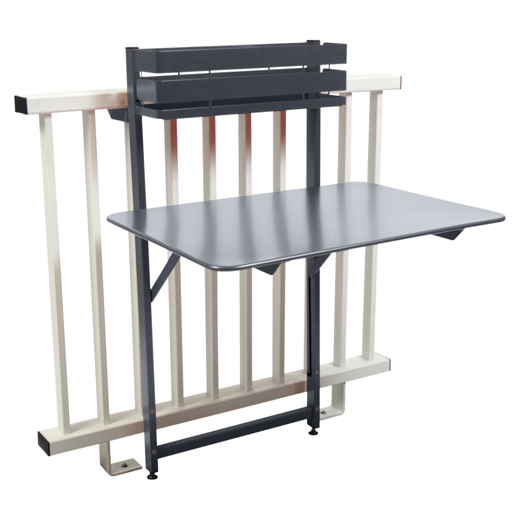 Une table avec une structure en métal et un plateau.