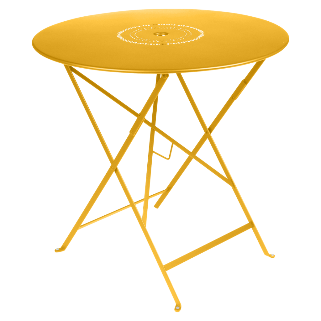 Une table jaune avec une base en métal.