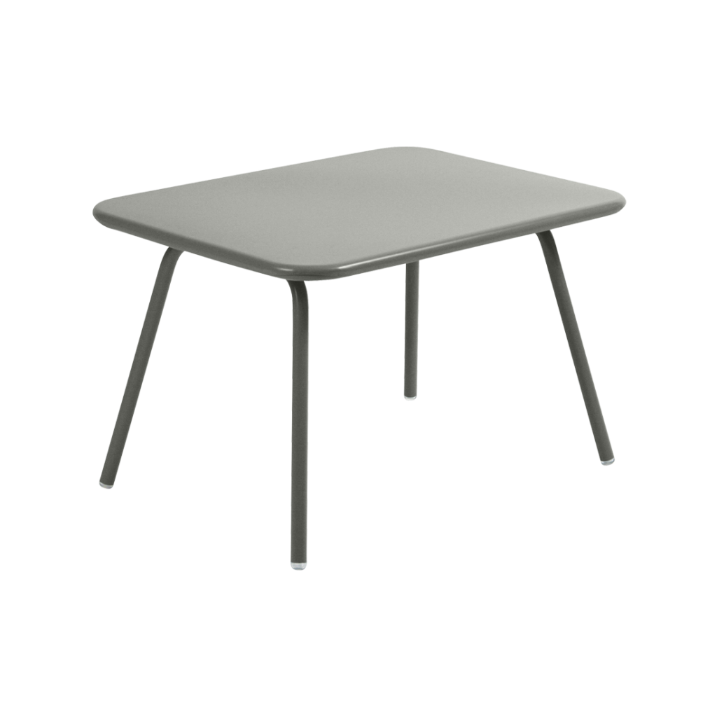 Une table rectangulaire grise avec pieds.