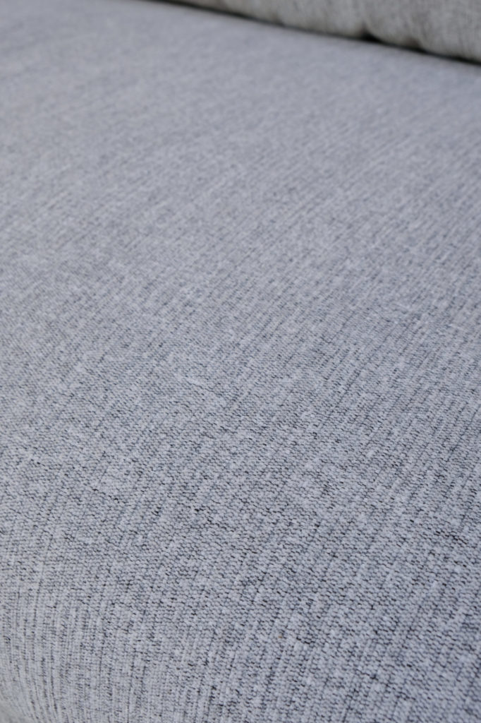 Un gros plan d’un Canapé Stella.