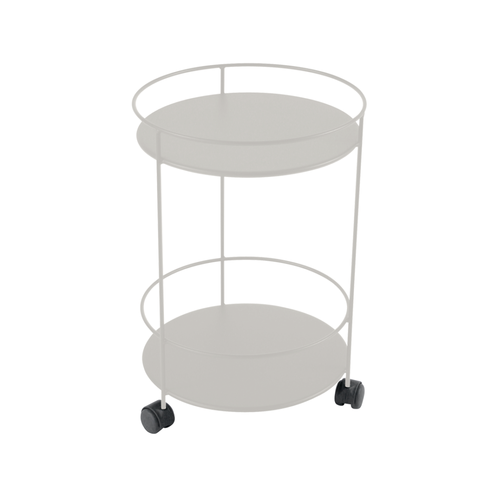 Un chariot de service gris avec roues sur fond blanc.