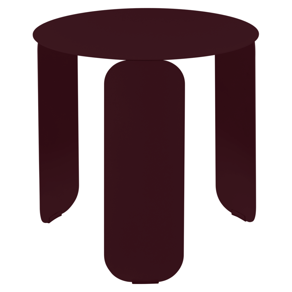 Une image d’une table basse marron sur fond blanc.