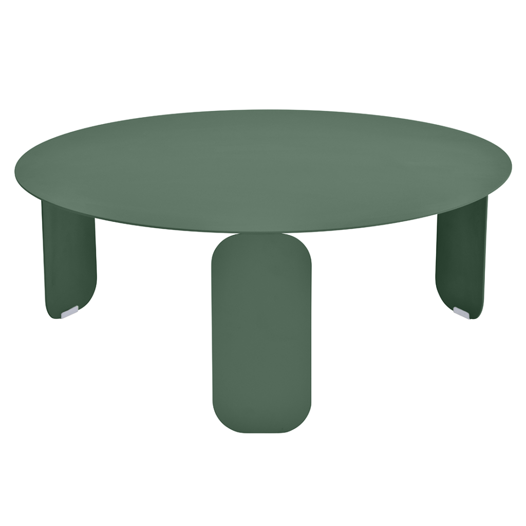 Une table basse ronde d'un diamètre de 80 cm, soutenue par deux pieds et peinte de couleur vert foncé.