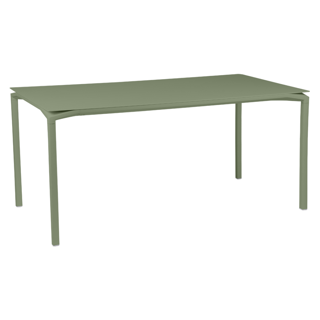 Une table verte avec un plateau rectangulaire.