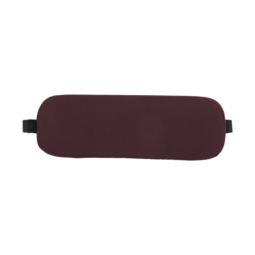 Un masque pour les yeux Appui-tête Color Mix avec une sangle noire qui comporte un Color Mix pour améliorer la relaxation et le confort pendant le sommeil.