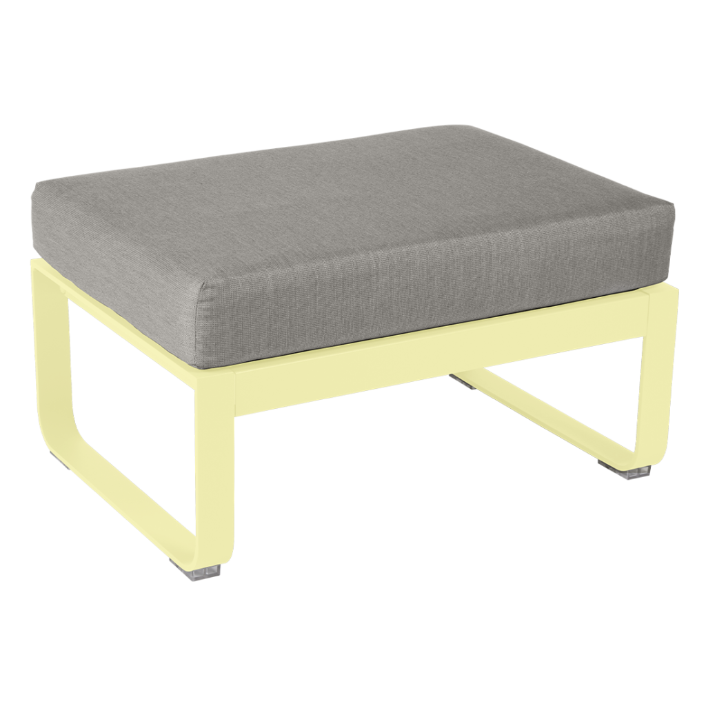 Un pouf gris et jaune sur fond blanc.