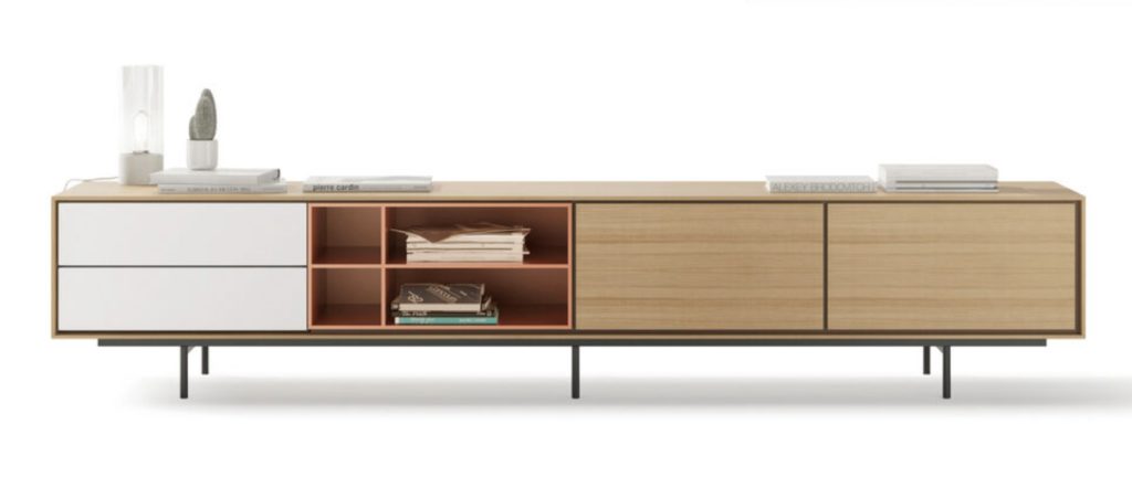 Le Meuble TV modulable Aura, 260 cm est un buffet moderne et modulable, doté à la fois d'étagères et de tiroirs. Parfait comme solution Meuble TV.