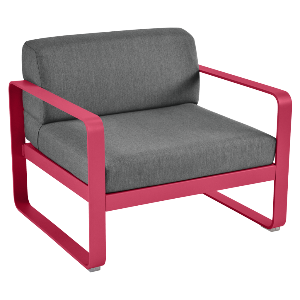 Une chaise longue grise avec un cadre rose.