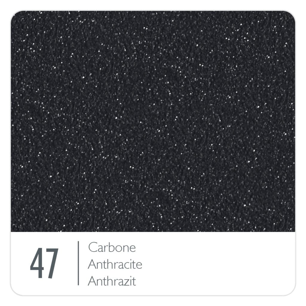 Un fond noir avec la mention 47 carbone anthracite anthracite et une structure blanche pour un fauteuil repas stylé.