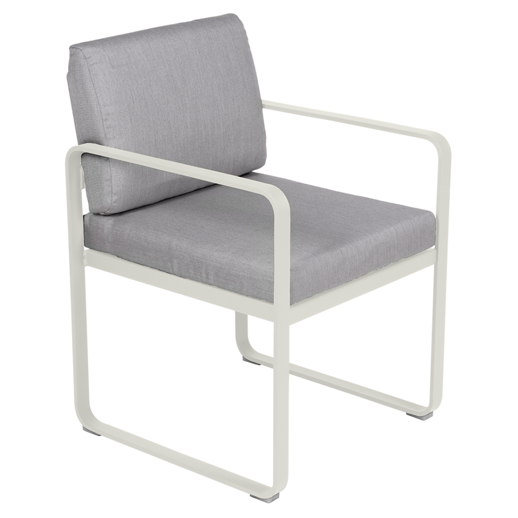 Une chaise de salle à manger Fauteuil de repas Bellevie grise et blanche avec un cadre blanc.