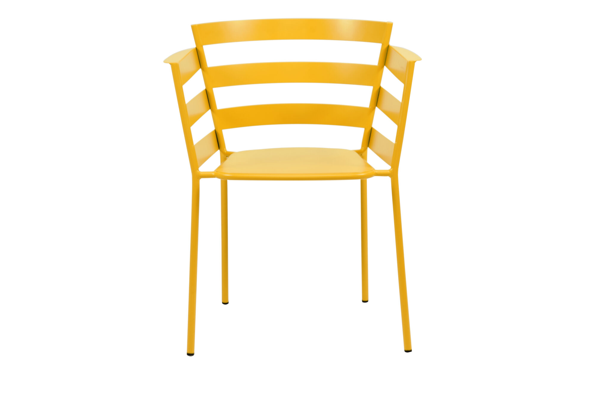 Chaise Fauteuil Rythmic en métal jaune avec un dossier incurvé à lattes et quatre pieds droits, présentée sur un fond blanc.