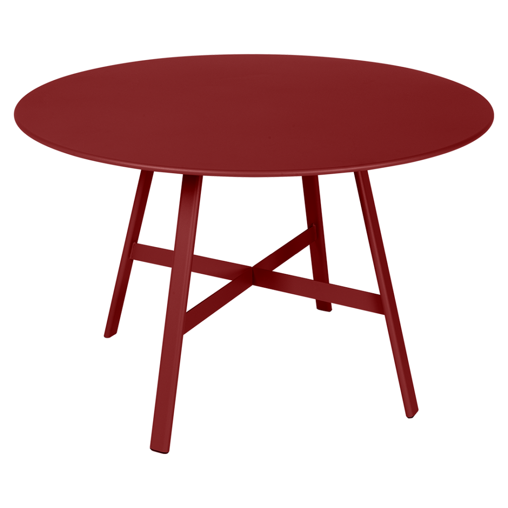 Une Table ronde So'O, diam 117cm dans une teinte rouge vibrante avec un piètement en métal.