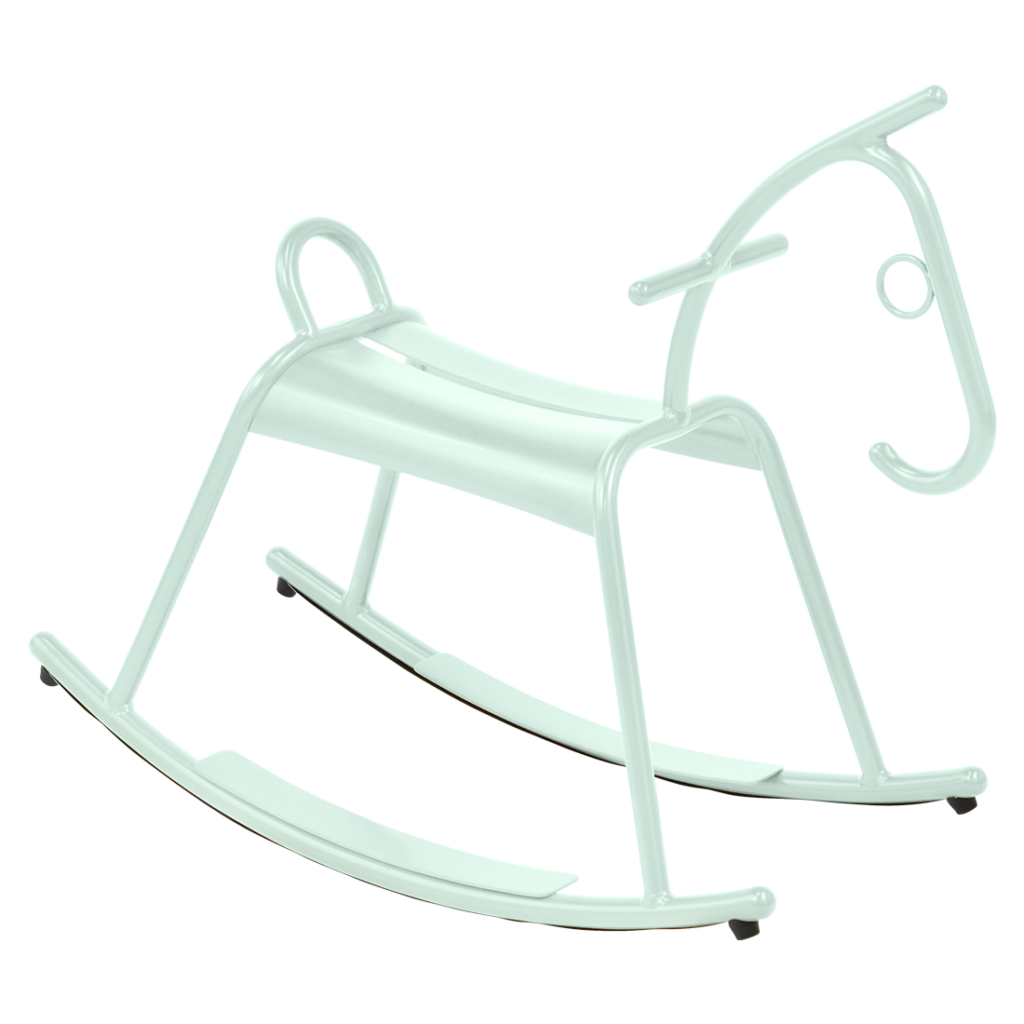 Un dessin numérique transparent d'un "Cheval à Bascule" aux lignes épurées et au design minimaliste sur fond uni.