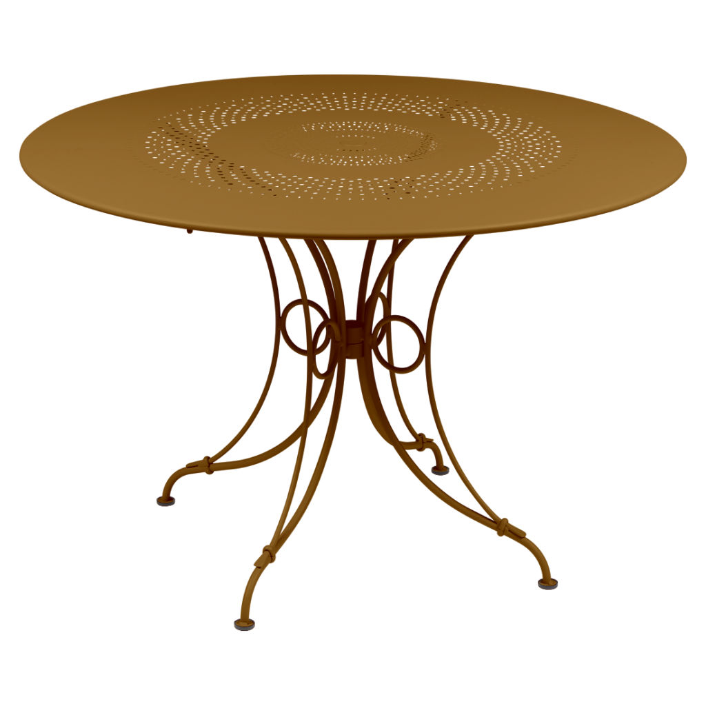 Une table ronde avec un piètement en métal marron, mesurant 117 cm de diamètre.