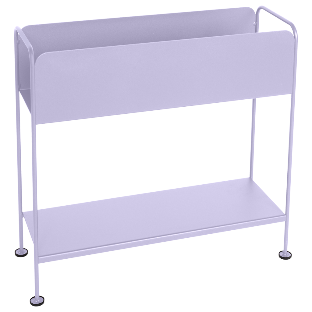Une étagère en métal violet composée de deux étagères, parfaite pour exposer un cache-pot ou un picolino.