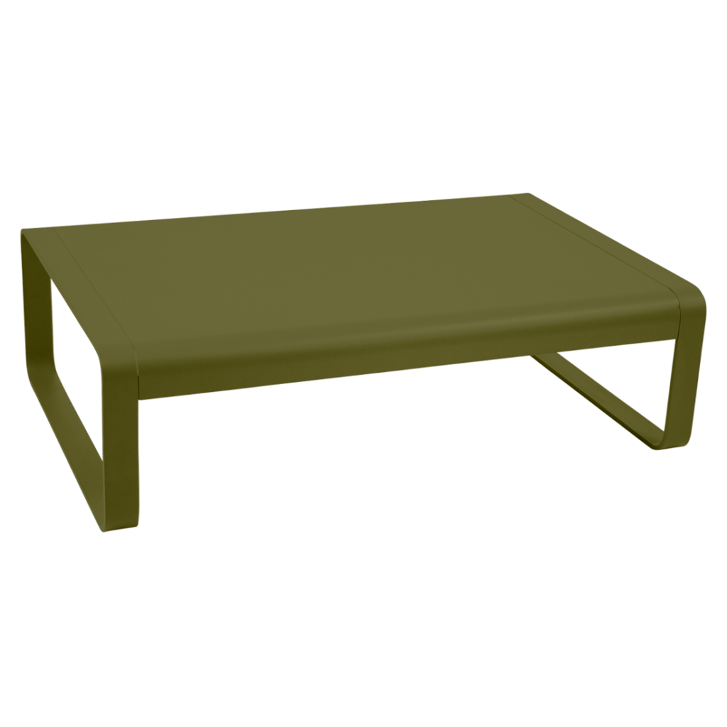 Une simple table Basse Bellevie vert olive avec un plateau rectangulaire et des pieds profilés et inclinés.