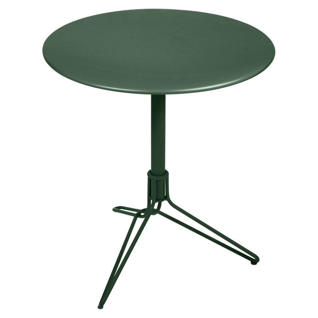 Une table basse ronde en métal vert avec un guéridon central et trois pieds en forme de cactus.