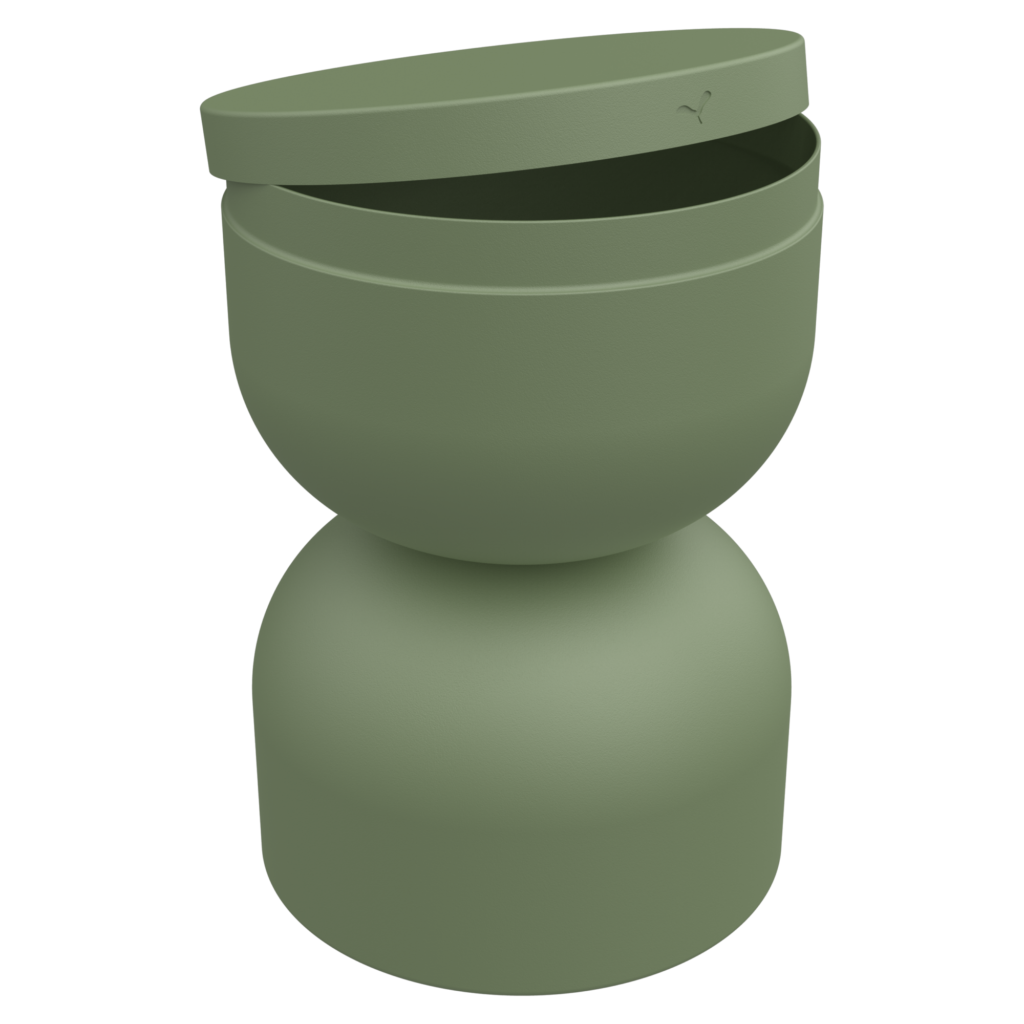 Un récipient vert mat en forme de sablier avec un couvercle amovible, représenté légèrement de travers sur la moitié supérieure, se dresse sur un fond noir, rappelant un tabouret Bleu Maya.