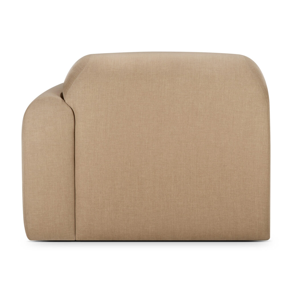 Vue latérale d'un Canapé Fauteuil moderne et volumineux, rembourré de couleur beige, au design minimaliste et arrondi sur fond blanc.