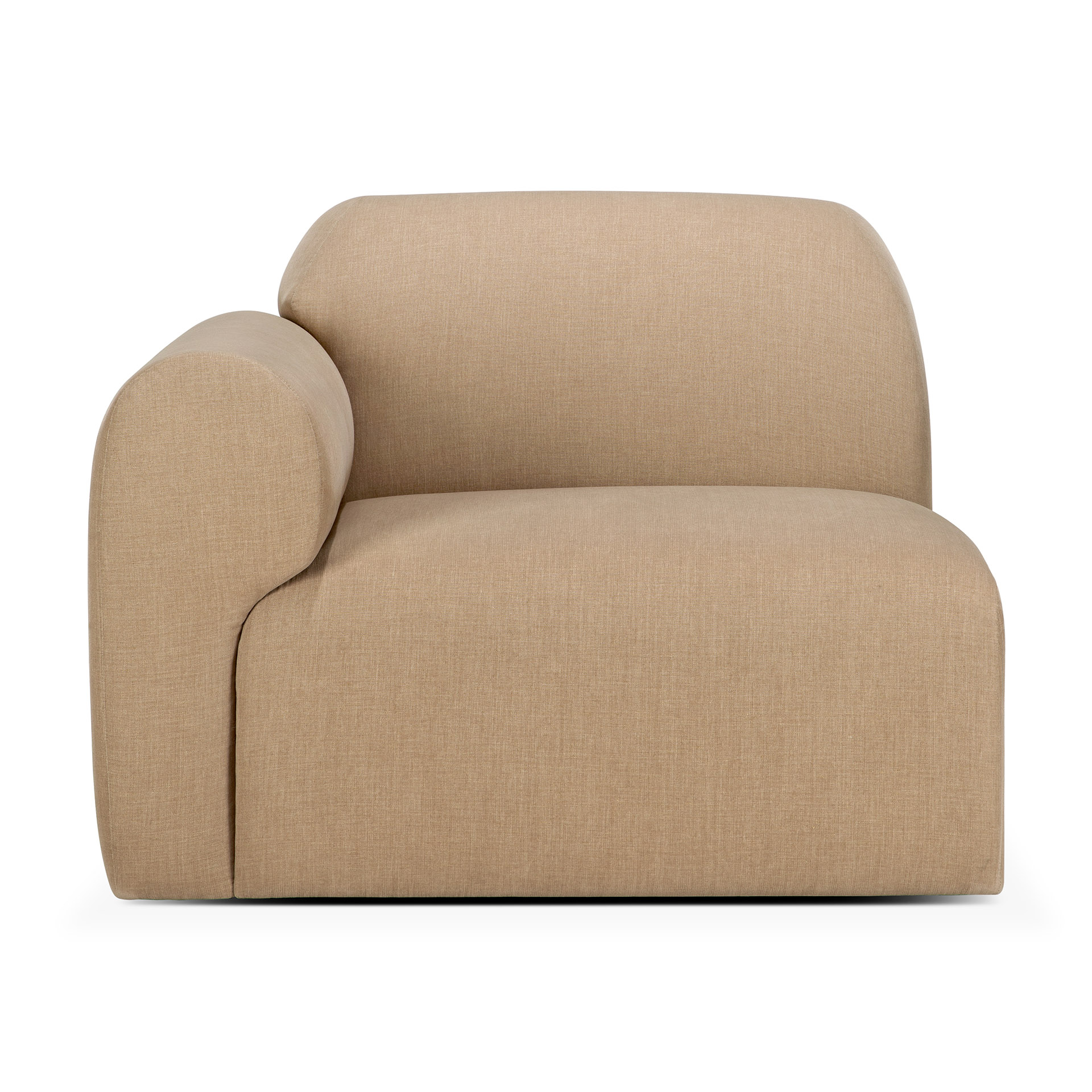 Canapé beige moderne aux bords arrondis et doté d'un seul accoudoir gauche, ce fauteuil de canapé volumineux est rembourré et présenté de face sur un fond blanc.