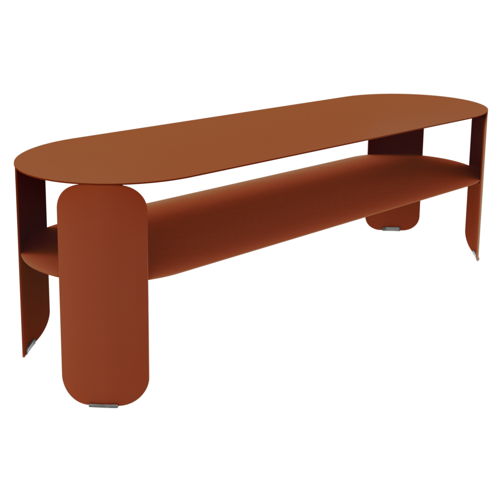 Table basse moderne en métal brun dans le style Bebop, avec des bords arrondis et une étagère inférieure, sur fond noir.