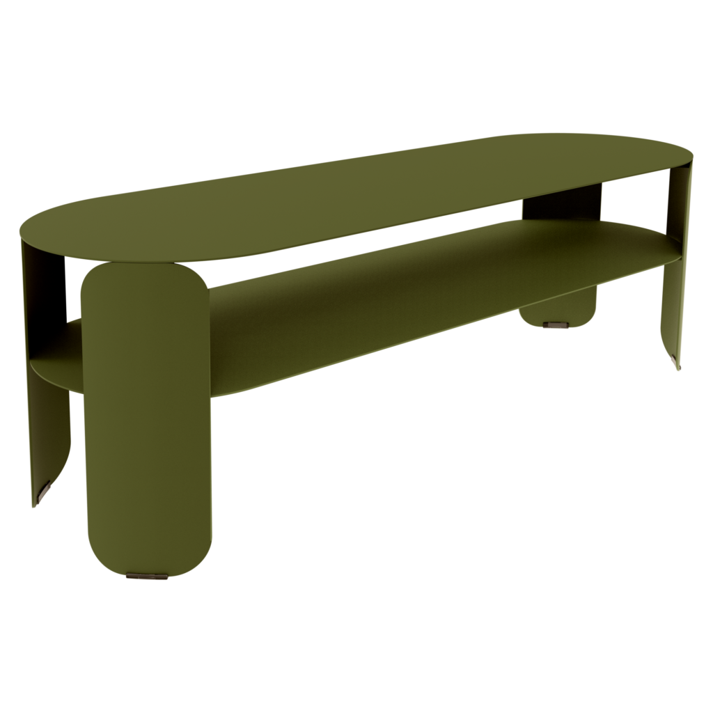 Banc Bebop en métal moderne de couleur vert olive avec des bords arrondis et une étagère ouverte sous l'assise, photographié sur un fond noir.
