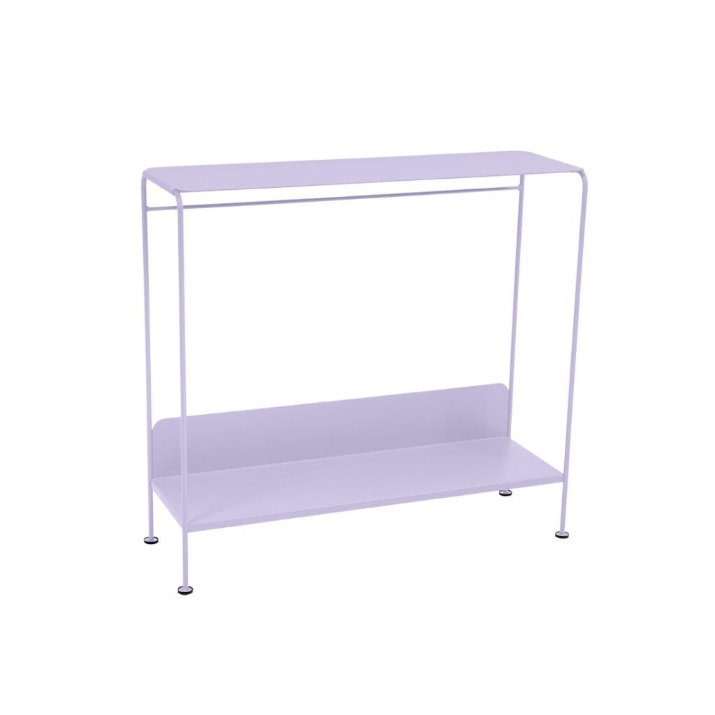 Une étagère minimaliste en métal violet clair Console Picolino INDOOR avec un plateau plat, des côtés ouverts et une zone de stockage inférieure soutenue par quatre pieds - un complément chic à tout espace d'inspiration Beige Latte.